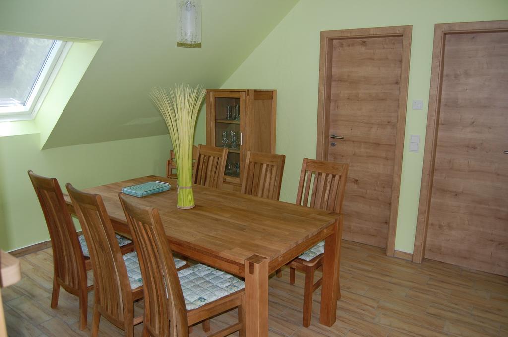 Ferienwohnung Am Muehlstein Люббен Номер фото